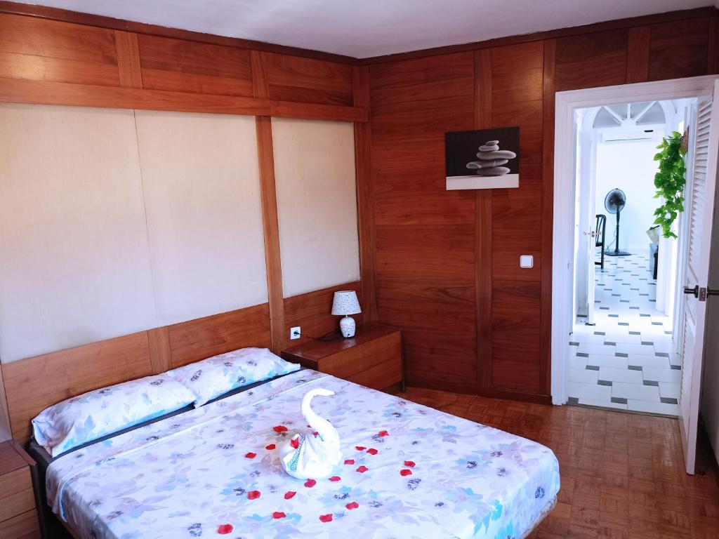 Habitación Doble baño compartido 1